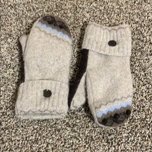 Real wool mittens